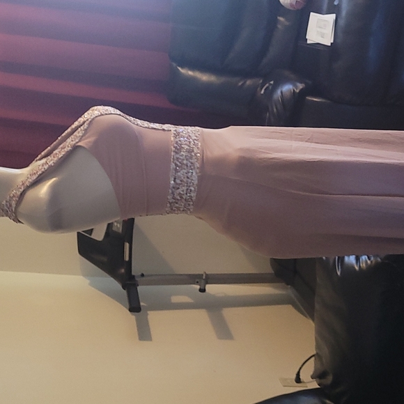 Dress the population size xs - Picture 3 of 4